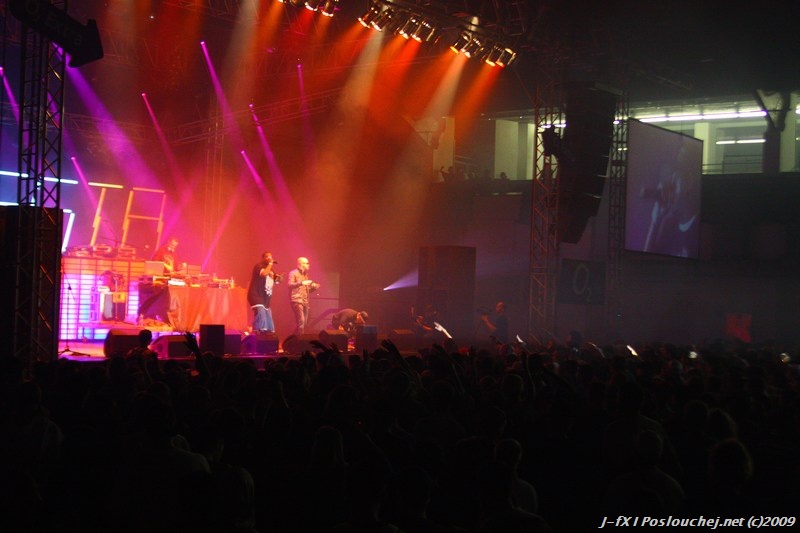 ice cube - 10.4.09